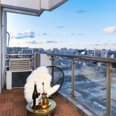 Отель Wonderoom Boutique Apartment on the bund Китай, Шанхай - отзывы, цены и фото номеров - забронировать отель Wonderoom Boutique Apartment on the bund онлайн балкон