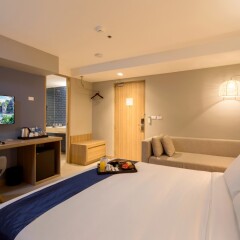 Oakwood Hotel Journeyhub Phuket Патонг удобства в номере фото 2