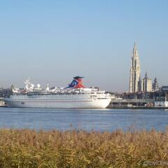 Отель Holiday Inn Express Antwerp City-North Бельгия, Антверпен - 3 отзыва об отеле, цены и фото номеров - забронировать отель Holiday Inn Express Antwerp City-North онлайн приотельная территория
