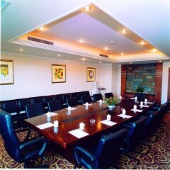 Отель Zhongshan Sunshine Business Hotel Китай, Чжуншань - отзывы, цены и фото номеров - забронировать отель Zhongshan Sunshine Business Hotel онлайн помещение для мероприятий