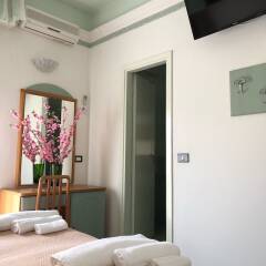 Hotel Augustus Гаттео-а-Маре комната для гостей фото 2