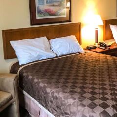 Отель Travelodge Columbus East комната для гостей фото 8