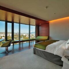 Radisson Blu Iveria Hotel, Tbilisi Тбилиси комната для гостей фото 4