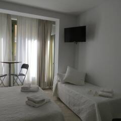 Отель Barcelona City Centre Hostal Испания, Барселона - отзывы, цены и фото номеров - забронировать отель Barcelona City Centre Hostal онлайн комната для гостей фото 3