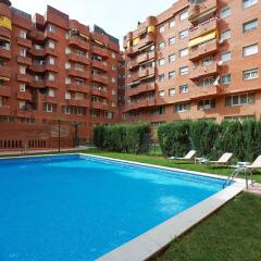 Отель Hesperia Sant Joan Suites Испания, Сан-Жоан-Деспи - 5 отзывов об отеле, цены и фото номеров - забронировать отель Hesperia Sant Joan Suites онлайн бассейн фото 3