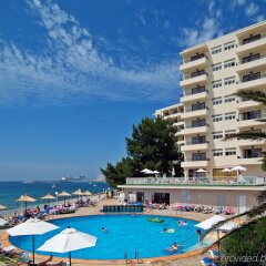 Отель Alua Hawaii Ibiza Испания, Сан-Антони-де-Портмань - отзывы, цены и фото номеров - забронировать отель Alua Hawaii Ibiza онлайн бассейн
