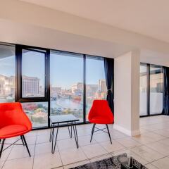 Отель Jockey Club Suite США, Лас-Вегас - отзывы, цены и фото номеров - забронировать отель Jockey Club Suite онлайн балкон