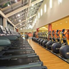 Отель New York Hilton Midtown фитнесс-зал