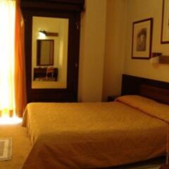 Claridge Hotel комната для гостей фото 2