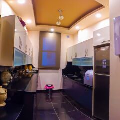 Отель Maroon Residence в номере