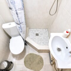 Гостиница ColorSpb апарт-отель ГрибоедовАрт в Санкт-Петербурге 1 отзыв об отеле, цены и фото номеров - забронировать гостиницу ColorSpb апарт-отель ГрибоедовАрт онлайн Санкт-Петербург ванная фото 2