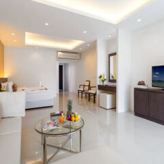 Отель Patong Bay Hill Resort комната для гостей