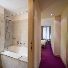 Отель UNA Hotel Tocq Италия, Милан - отзывы, цены и фото номеров - забронировать отель UNA Hotel Tocq онлайн ванная фото 2
