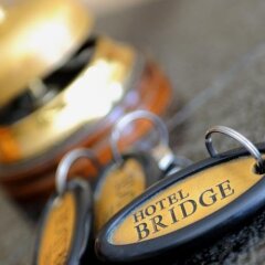 Hotel Bridge удобства в номере
