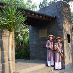 Отель Pilgrimage Village Hue