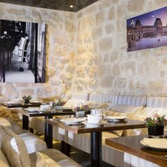 Отель Hôtel Lion d'Or Louvre Франция, Париж - 2 отзыва об отеле, цены и фото номеров - забронировать отель Hôtel Lion d'Or Louvre онлайн питание фото 5