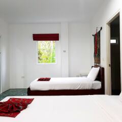 Отель Villa Nap Dau 8 Bedrooms комната для гостей