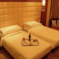 Отель The Metropolitan Hotel and Spa New Delhi Индия, Нью-Дели - отзывы, цены и фото номеров - забронировать отель The Metropolitan Hotel and Spa New Delhi онлайн комната для гостей фото 4