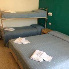Hotel Pupa сейф в номере