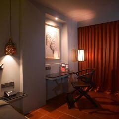 Отель Sino House Phuket Hotel Таиланд, Пхукет - отзывы, цены и фото номеров - забронировать отель Sino House Phuket Hotel онлайн интерьер отеля фото 2