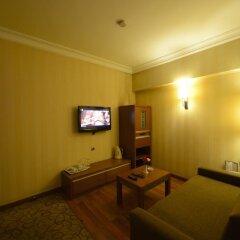 Almer Hotel развлечения