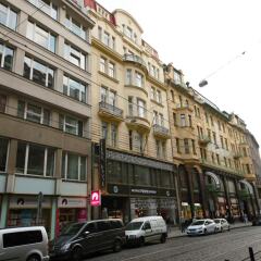 Апартаменты City Center 1 Bedroom Apartment Прага фото 9