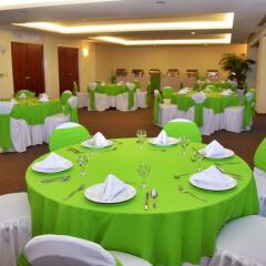 Astur Hotel y Suites