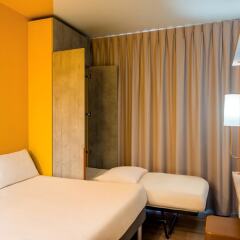 Отель ibis budget Luton Airport комната для гостей фото 5