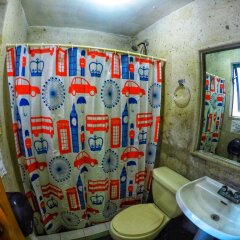 Отель Baja's Cactus Hostel Мексика, Кабо-Сан-Лукас - отзывы, цены и фото номеров - забронировать отель Baja's Cactus Hostel онлайн ванная фото 2