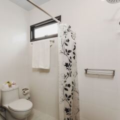 Отель Two Bedroom Pool Villa in Bangtao ванная