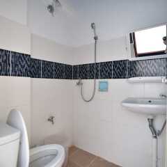 Отель Prasuri Guest House Бангкок ванная
