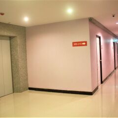 Апартаменты Sampheng Apartment Бангкок интерьер отеля