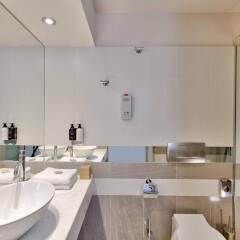 Отель Athens Tiare Hotel Греция, Афины - 1 отзыв об отеле, цены и фото номеров - забронировать отель Athens Tiare Hotel онлайн фитнесс-зал