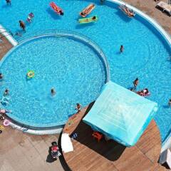 Hotel Globus - Half Board спортивное сооружение