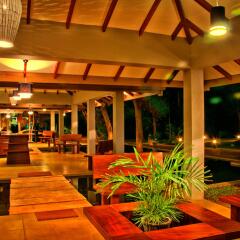 Отель Fresco Water Villa интерьер отеля