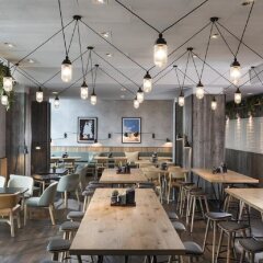 Отель Adina Apartment Hotel Copenhagen Дания, Копенгаген - 1 отзыв об отеле, цены и фото номеров - забронировать отель Adina Apartment Hotel Copenhagen онлайн питание фото 2