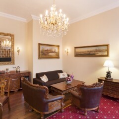 Iron Gate Hotel and Suites интерьер отеля фото 3