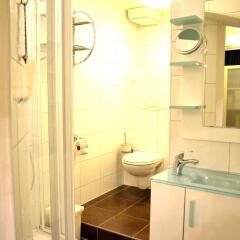 Отель Easyapartments Altstadt 1 Австрия, Зальцбург - отзывы, цены и фото номеров - забронировать отель Easyapartments Altstadt 1 онлайн ванная