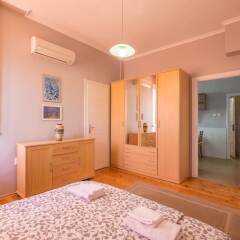 Отель FM Premium 1-BDR Apartment - Business Location Болгария, София - отзывы, цены и фото номеров - забронировать отель FM Premium 1-BDR Apartment - Business Location онлайн комната для гостей фото 2