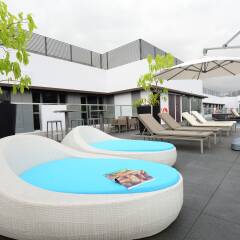 Parc Sovereign Hotel - Tyrwhitt бассейн