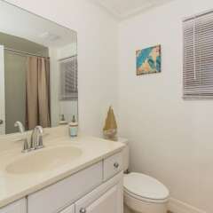 George Town Villas by Cayman Villas in Seven Mile Beach, Cayman Islands from 866$, photos, reviews - zenhotels.com bathroom photo 2