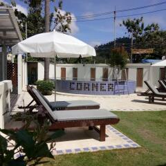 Отель The Corner Transit Hostel Таиланд, Самуи - отзывы, цены и фото номеров - забронировать отель The Corner Transit Hostel онлайн бассейн