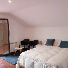 Отель Hsuites96- Villa Unifamiliar- Parking Gratis Сан-Себастьян комната для гостей