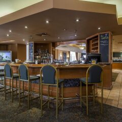Отель Le Nouvel Hotel & Spa Канада, Монреаль - 1 отзыв об отеле, цены и фото номеров - забронировать отель Le Nouvel Hotel & Spa онлайн гостиничный бар