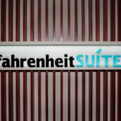 Отель Fahrenheit Homes - The Heart of KL Малайзия, Куала-Лумпур - отзывы, цены и фото номеров - забронировать отель Fahrenheit Homes - The Heart of KL онлайн спортивное сооружение
