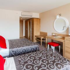 Galeri Resort Hotel – All Inclusive Турция, Окурджалар - 2 отзыва об отеле, цены и фото номеров - забронировать отель Galeri Resort Hotel – All Inclusive онлайн комната для гостей