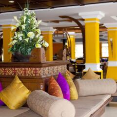 Отель Andaman Cannacia Resort & Spa Таиланд, пляж Ката - 1 отзыв об отеле, цены и фото номеров - забронировать отель Andaman Cannacia Resort & Spa онлайн интерьер отеля фото 2
