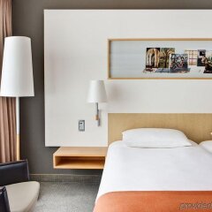 Отель Ramada Amsterdam Airport Schiphol Hotel Нидерланды, Бадхевердорп - 9 отзывов об отеле, цены и фото номеров - забронировать отель Ramada Amsterdam Airport Schiphol Hotel онлайн