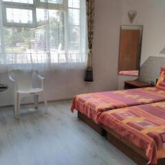 Отель Prima Guest House 2 Болгария, Генерал-Кантраджиево - отзывы, цены и фото номеров - забронировать отель Prima Guest House 2 онлайн комната для гостей фото 3
