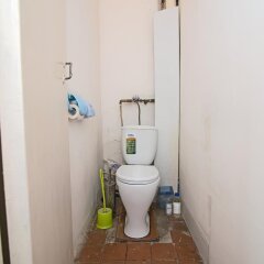 Гостиница Guest House Ligovsky 143 в Санкт-Петербурге отзывы, цены и фото номеров - забронировать гостиницу Guest House Ligovsky 143 онлайн Санкт-Петербург ванная